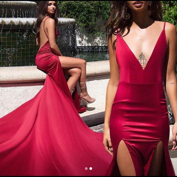 White Izabelle Gown - Picture 2 of 3